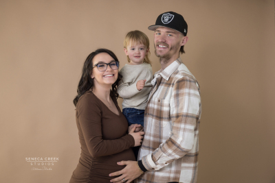 Gracie Brown Pregnancy and Family Portraits | Laramie, Wyoming Maternity Photos and Family Photos | Seneca Creek Studios Portrait Studio Photographer