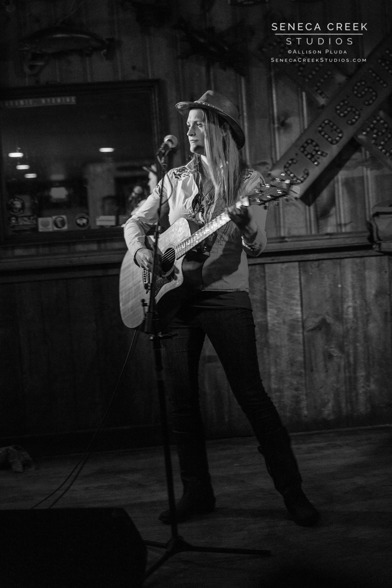 SenecaCreekStudios.com by Allison Pluda | Portrait Photography | Colorado Musician Singer/Songwriter Elise Wunder at the Buckhorn Bar in downtown Laramie, Wyoming - Seneca-Creek-Studios-170421-SCS14113-19 Black and White