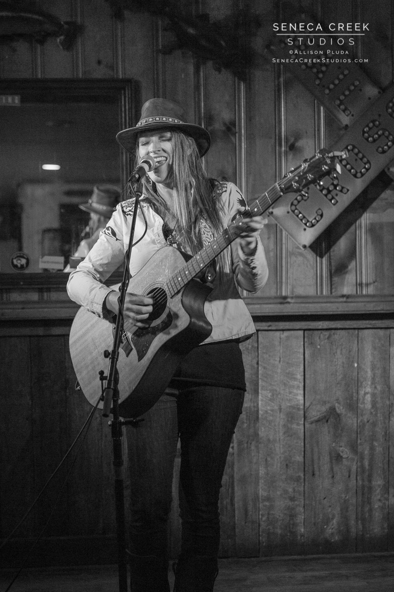 SenecaCreekStudios.com by Allison Pluda | Portrait Photography | Colorado Musician Singer/Songwriter Elise Wunder at the Buckhorn Bar in downtown Laramie, Wyoming - Seneca-Creek-Studios-170421-SCS14116-22 Black and White