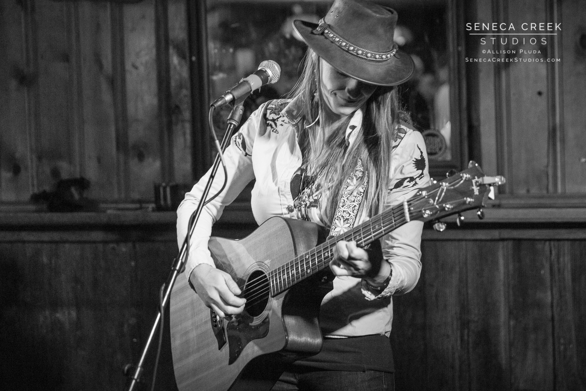 SenecaCreekStudios.com by Allison Pluda | Portrait Photography | Colorado Musician Singer/Songwriter Elise Wunder at the Buckhorn Bar in downtown Laramie, Wyoming - Seneca-Creek-Studios-170421-SCS14130-36 Black and White
